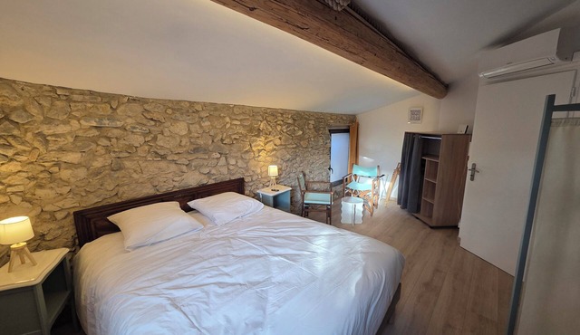 Sheepfold in a quiet environment. 3 stars furnished for tourism.