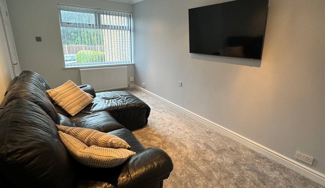 Sheffield Edge Hideaway