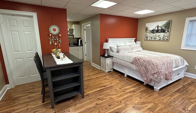 Shelbyville Farm studio close to hiking, horses, Kentucky derby and distillery’s