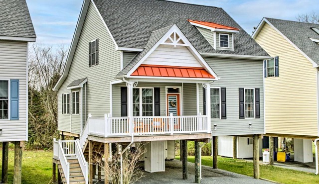 Shell Cottage with BBQ 4 Mi to Bethany Beach!