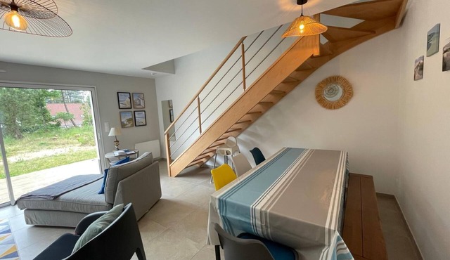 Shellfish and crustaceans, up to 9 people