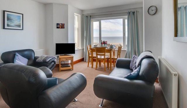 Shells in Dinas Dinlle