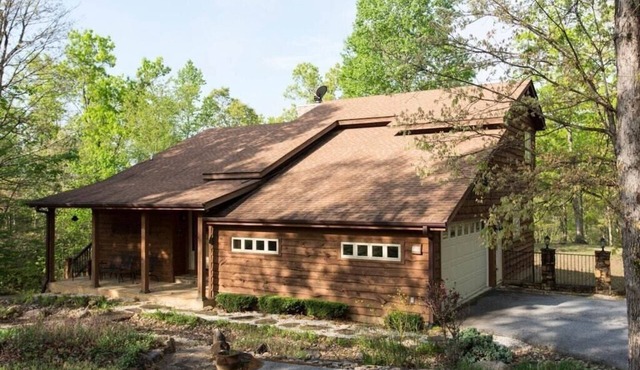 Shelton's Way - Pet Friendly| Mother's Day Weekend