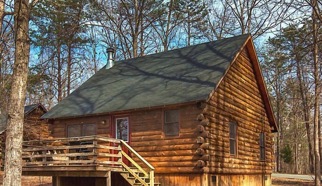 Shenandoah Crossing Resort with acres of wilderness