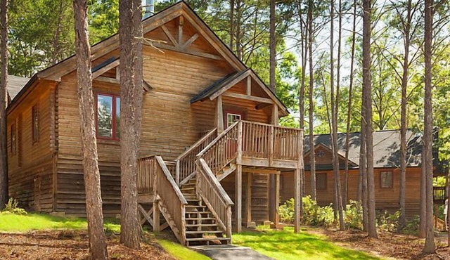 Shenandoah Crossing Resort with acres of wilderness