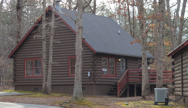 Shenandoah Crossing-2 bedroom Deluxe Cabin SEE DESCRIPTION NOTE BEFORE BOOKING!