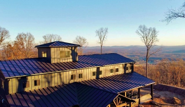 Shenandoah Grand Mountain Retreat in Stanardsville