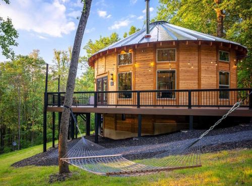 Shenandoah Yurt: Hot Tub~Wood Stove~WiFi~EVcharger