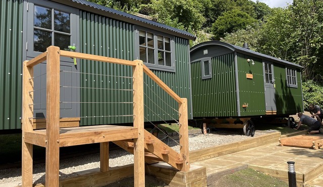 Shepherd Huts a the Butcher’s Arms Sheepscombe