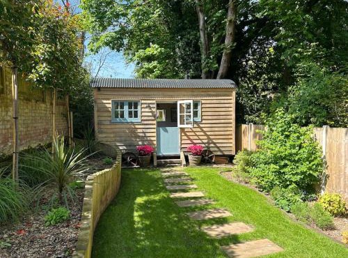 Shepherd's Hut at The Granary