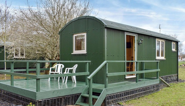 Shepherds Hut 1 at Laddingford - UK32531