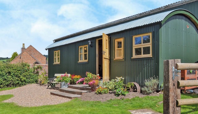 Shepherds Lodge-ukc2358