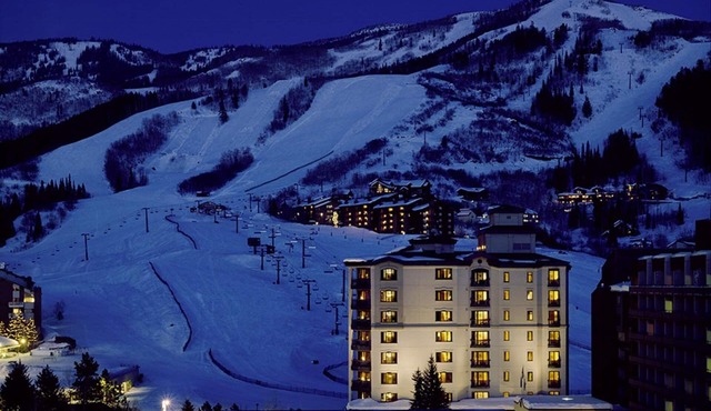 Sheraton 2BR, 2BA - New Years Week! 100% Mountainfront Ski-in & Out! 1,627 sq.ft