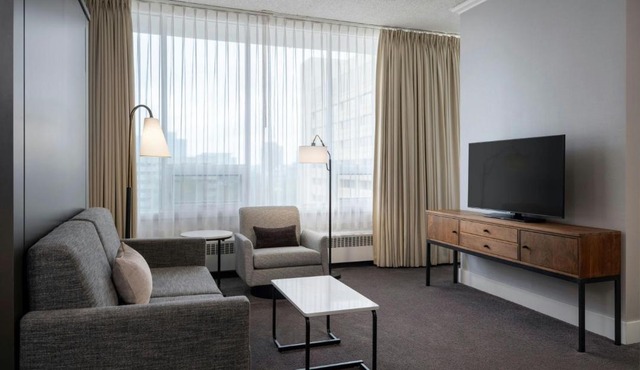 Sheraton Cavalier Saskatoon Hotel
