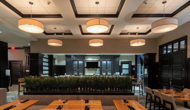 Sheraton Chicago Northbrook Hotel