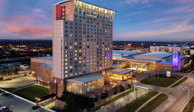 Sheraton Overland Park Hotel at the Convention Center