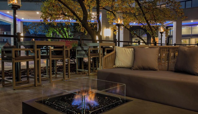 Sheraton Suites Columbus Worthington