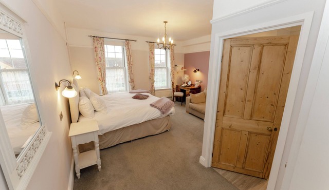 Sherbourne House Hotel