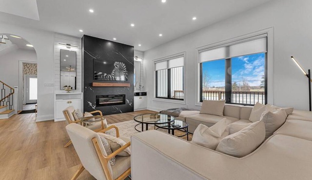 Sherkston Oasis - Hot Tub Soaks & Luxurious Escape