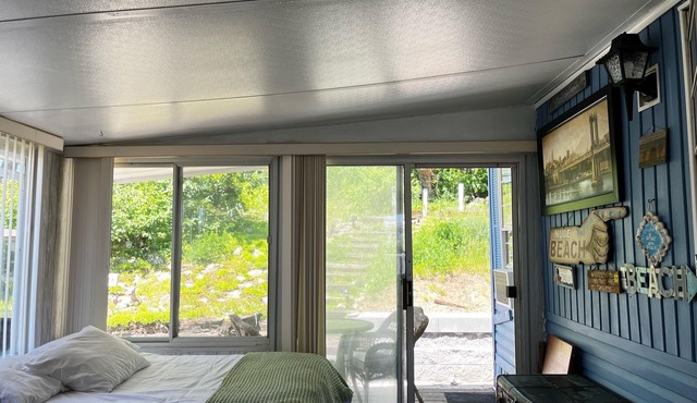 Sherkston Shores Resort - full lake view, large private lot, large patio areas!