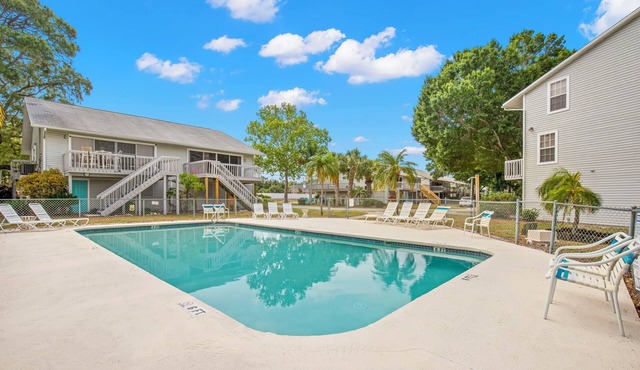 SHERWOOD LAKES UNIT A ON THE PINELLAS TRAIL AND CLOSE TO BEACH