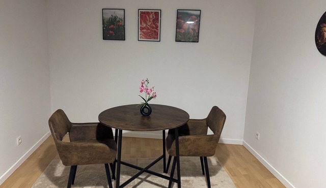 Shiloh - Room in shared apartment - Centre Beaucroissant