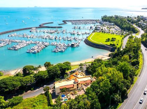 Shingley Beach Resort - Whitsundays