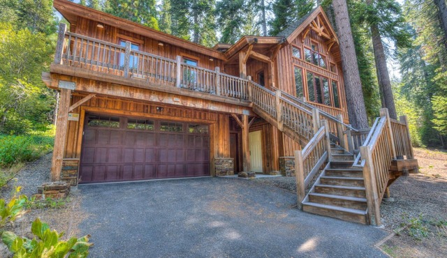 Shining Shire - Sauna, steam shower, very cool!