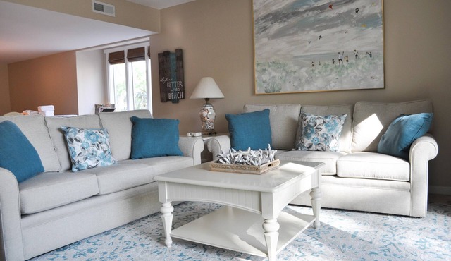 Shipmaster - Spacious 3BR, 3 Bath with Golf-View/Tennis/Pool/BEACH LOCKER