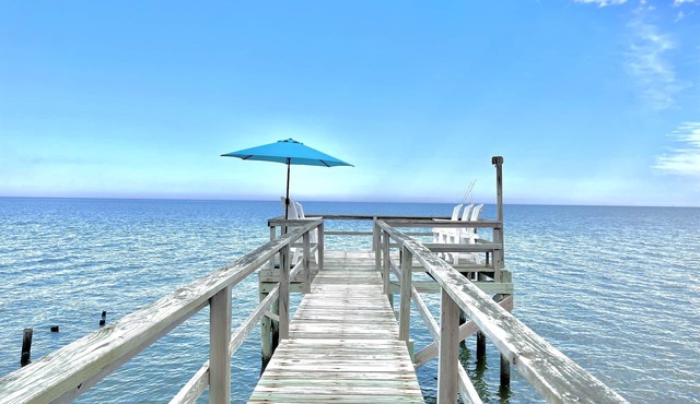 Ships Watch On The Bay With Endless Water Views