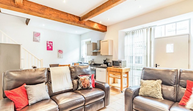 Shire Cottage - UK37451