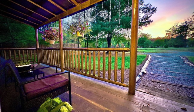 Shire Villa: Near Cook Forest+Allegheny National Forest. Pet-Friendly!