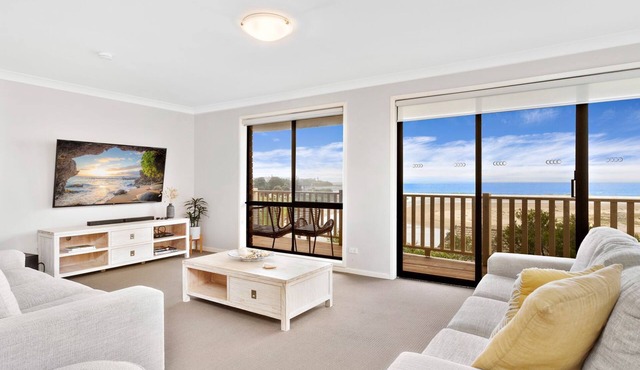 Shirl's By The Sea - beach at your doorstep