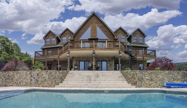 Shirley's Bed and Breakfast