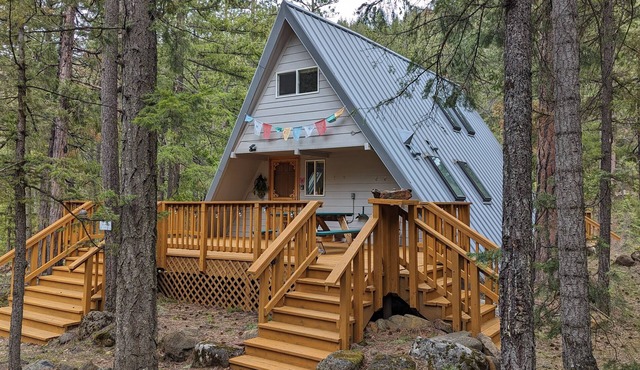 Shivangini Cottage at Healing Waters of Shasta