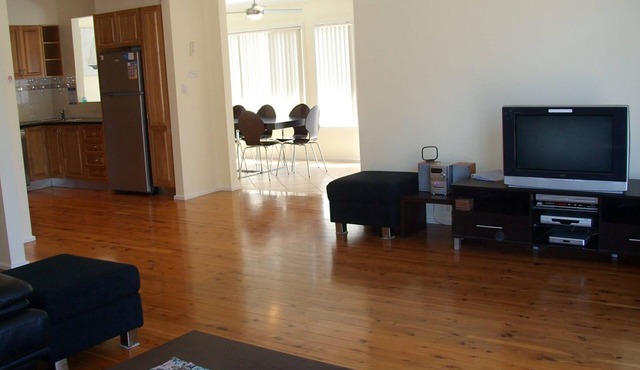 Shoal Bay holiday house