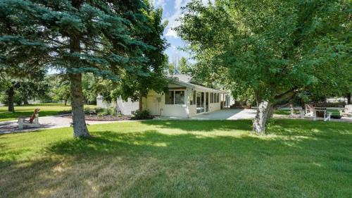 Shoal Creek Retreat - Spacious, Views, Relaxing