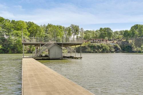Shoals Area Oasis w/Boat Dock & Outdoor Kitchen