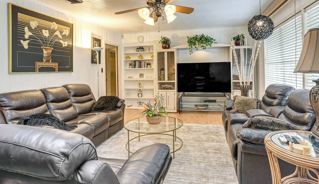 Shop, Dine & Explore: Home 3 Mi to NRG Stadium