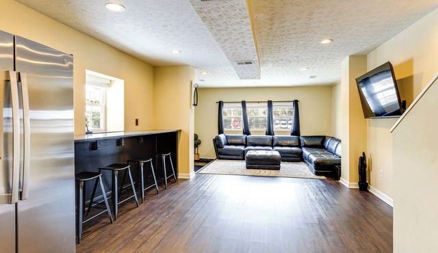 Shop, Dine & Play: Cincinnati Retreat!