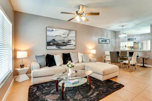Shop, Golf & More: Family Retreat in Wesley Chapel