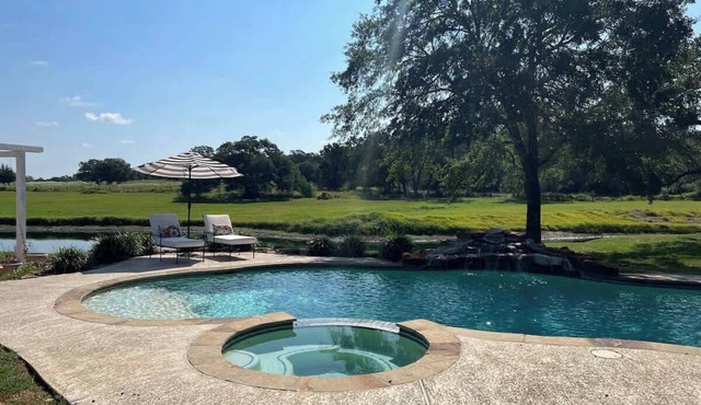 Shop, Swim & Soak in the Views | Near Round Top