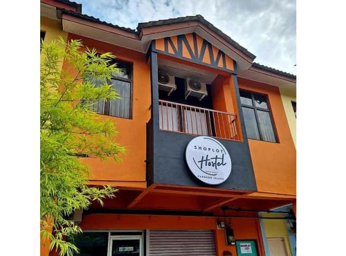ShopLot Hostel Pangkor