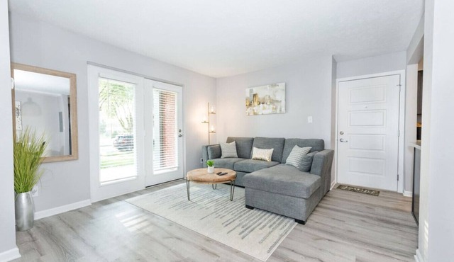 Shopping Paradise | Free coffee + Parking