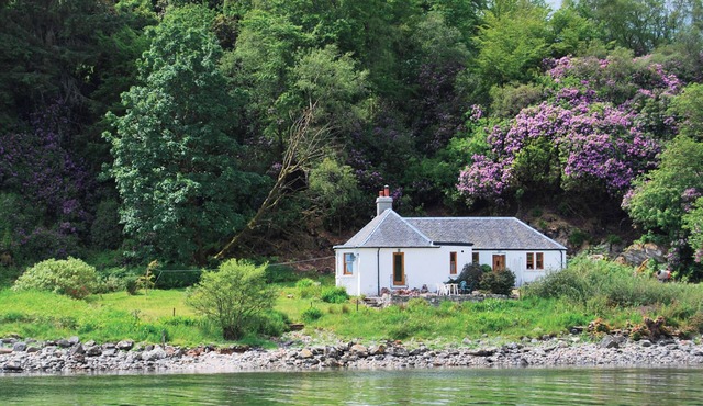 Shore Cottage - S4600