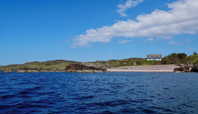 Shore Croft a luxury house on the beach