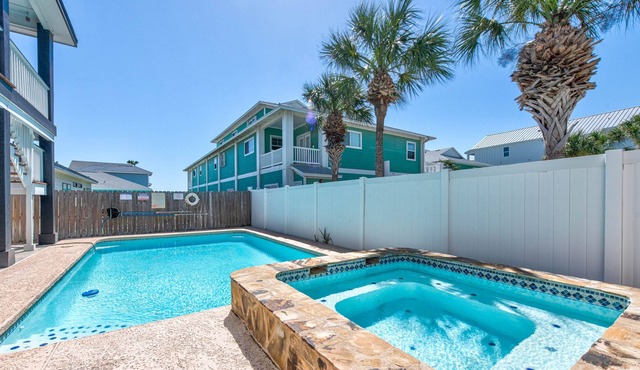 Shore Havin Fun | Pet Friendly, Pool, Gaming Rooms