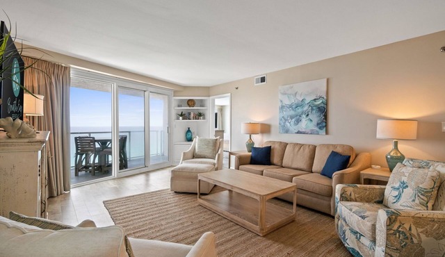Shore Pleasure | Sandestin® Beachfront Escape | Pool, Tram & Breathtaking Views