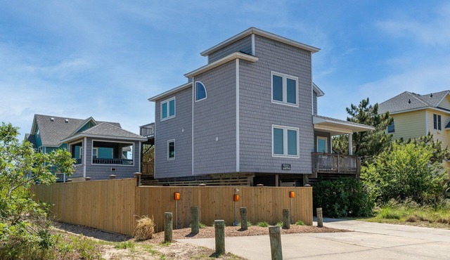 Shore Thing - Corolla, Ocean Sands, 60 Yards to Beach, Ocean View, Pool, Hot Tub, Pets OK