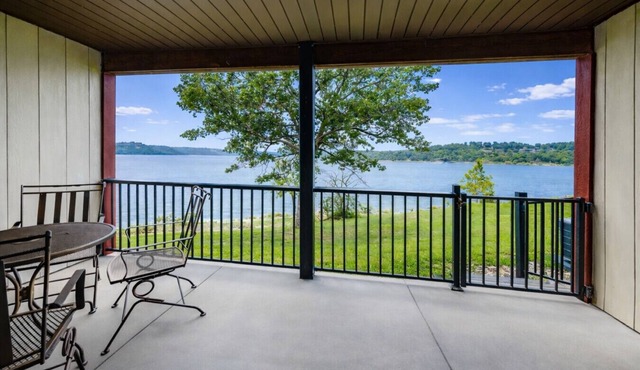 Shorefront Escape at TRL